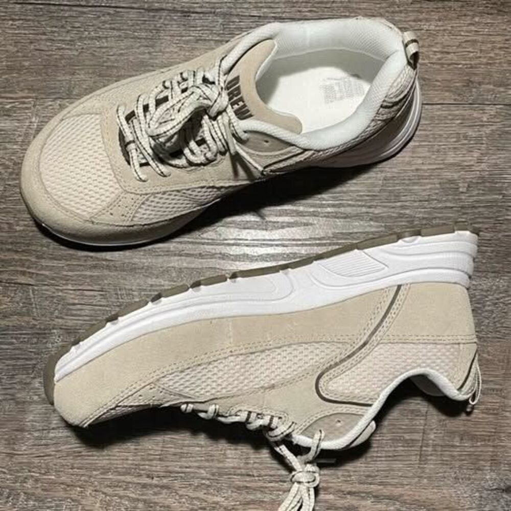 Women’s Drew (size 7.5) trendy athleisure fashion sneakers / shoes